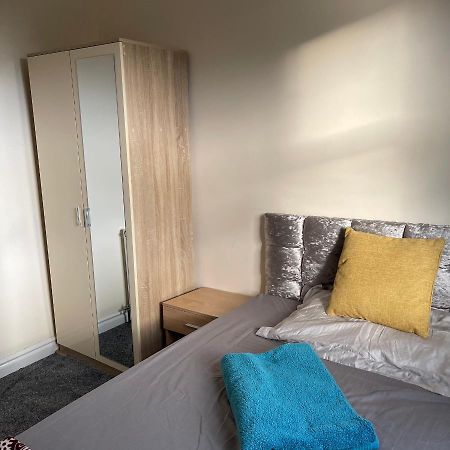 Pc Lodge Kingswood St Preston R1 Luaran gambar
